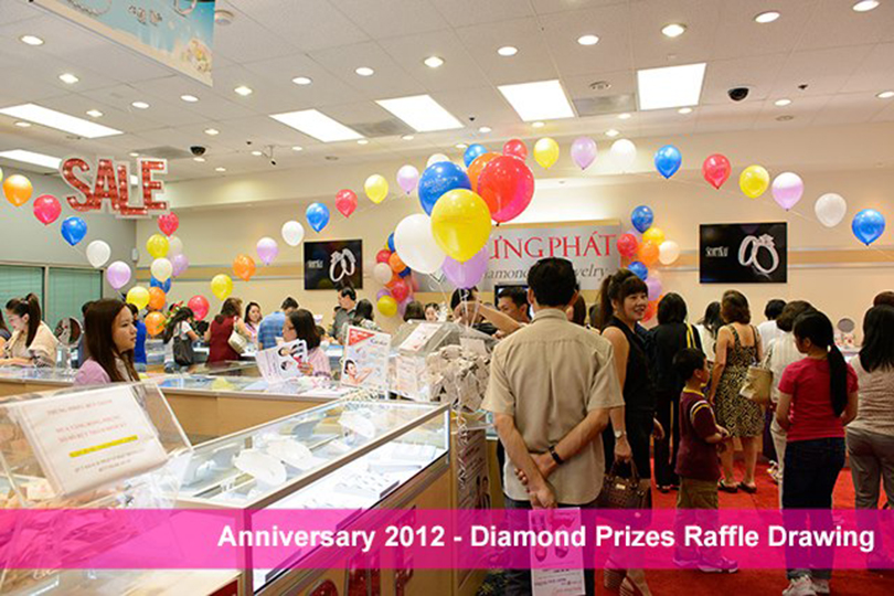 9 Diamond Raffle Prizes Anniversary_2012_ (20).jpg